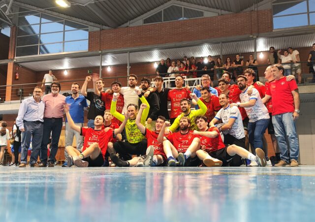 https://www.balonmanosantiagoaranjuez.com/wp-content/uploads/2024/09/Senior_02-640x451.jpg